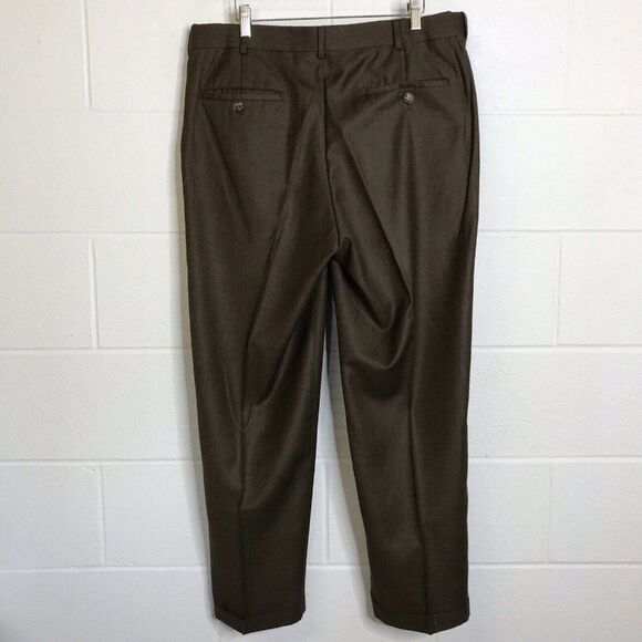 Roundtree & Yorke Mens Easy Care Brown Dress Pants Pleated Slacks 36x29 - Picture 5 of 10
